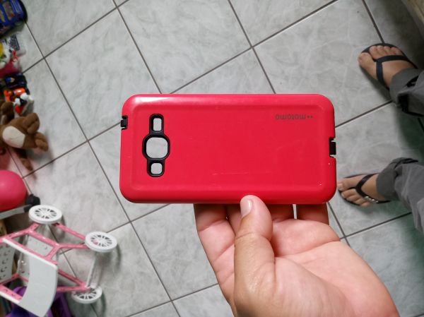 Capa anti ipacto,eu usava no Samsung j5